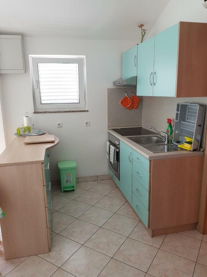Apartmani Bambi 伦 外观 照片